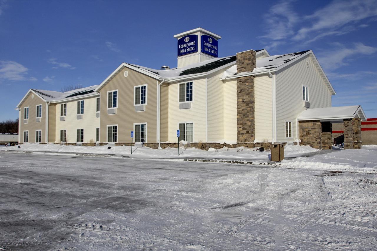 Cobblestone Inn & Suites - Carrington Ngoại thất bức ảnh